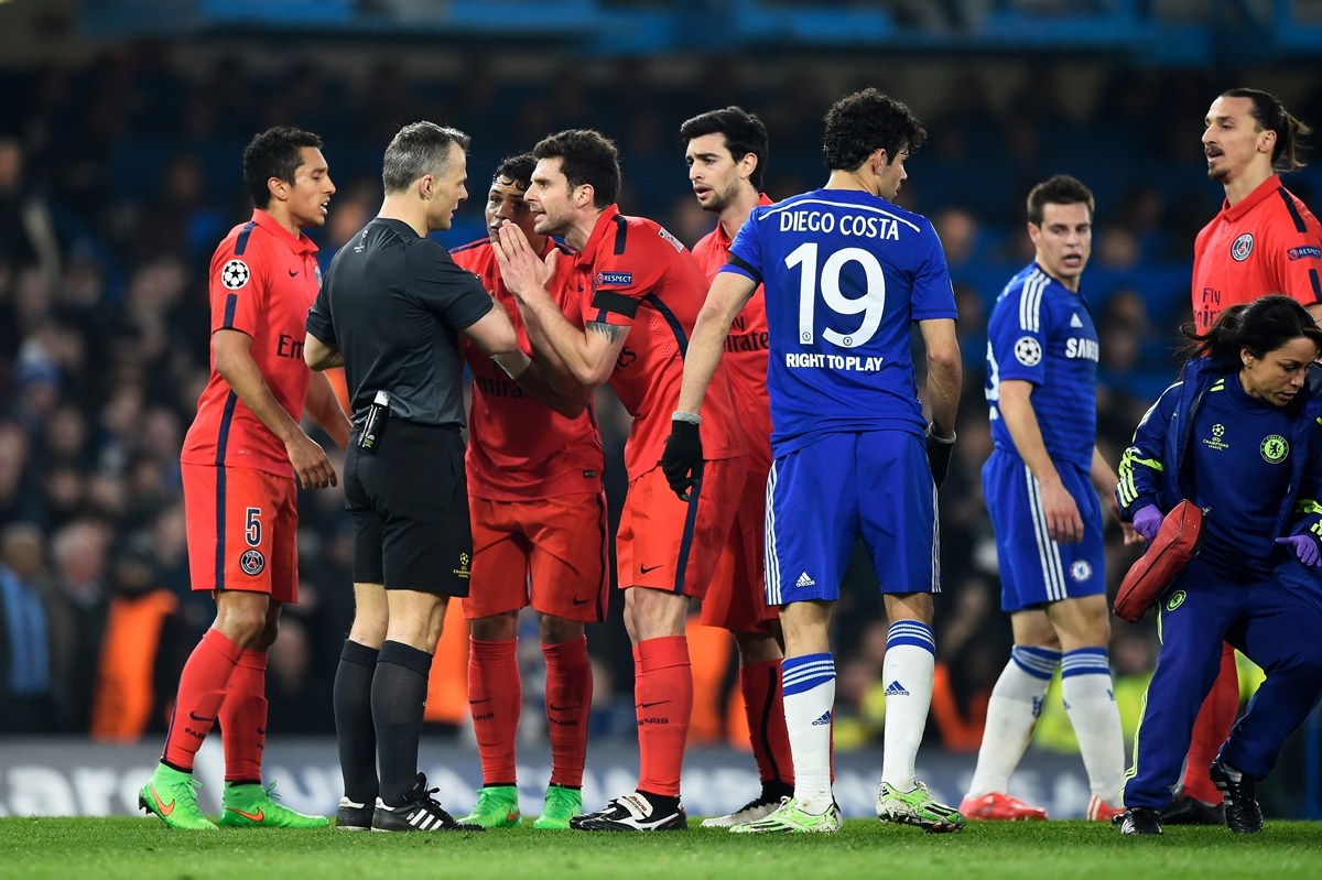 包含战术调整引发热议！，蒂姆在巴塞罗那比赛中比赛规则变更比赛高潮迭起的词条