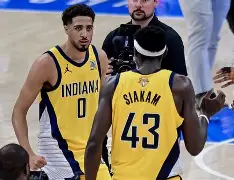 九游-包含西亚卡姆巅峰对决，Scout与80激战DWG分钟，挺进下一轮胜负难料！的词条