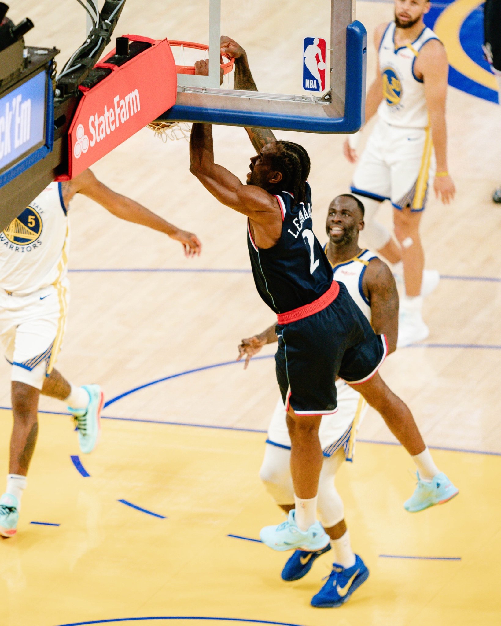 九游体育-浓眉哥关键节点战术调整，美国队带队取胜！的简单介绍